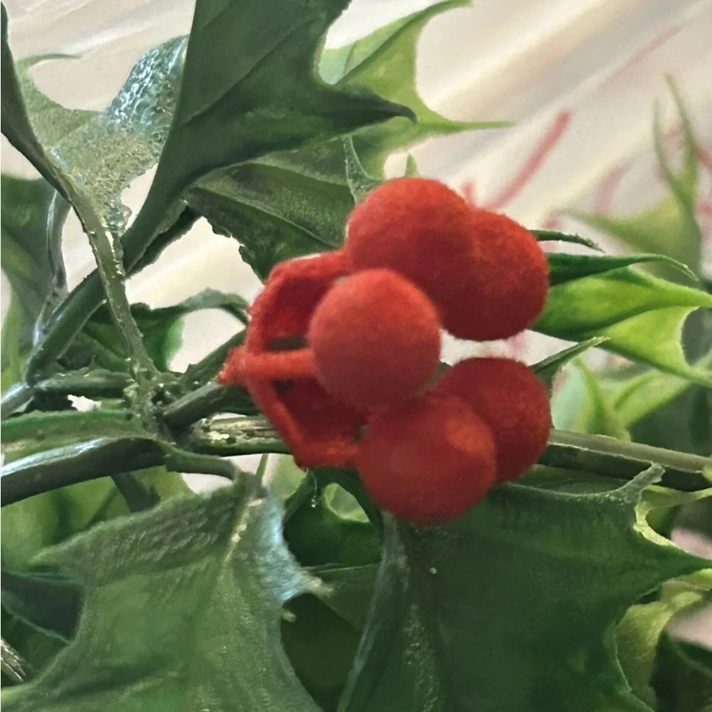 Vtg 1960s Holly & Red Berry Plastic Christmas Garland over 18 Feet!!